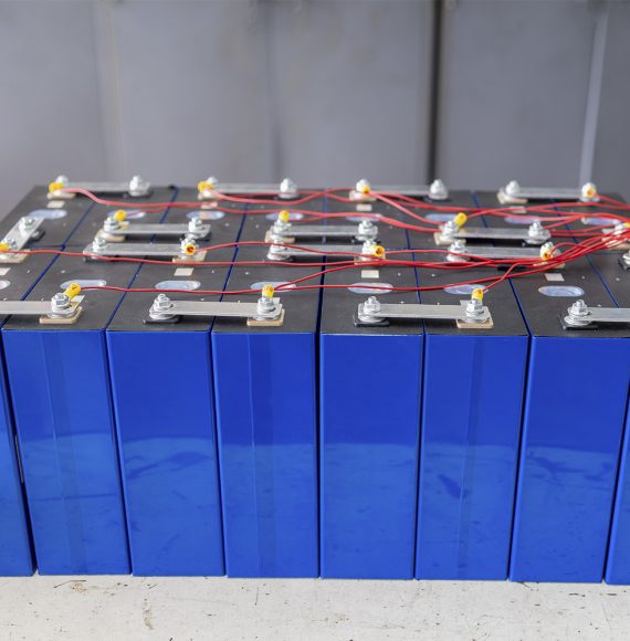 Instalare baterii solare fotovoltaice